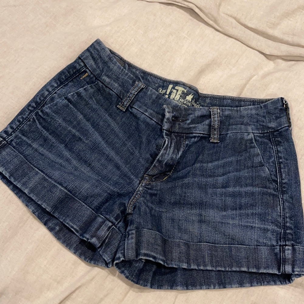 Women’s jean short